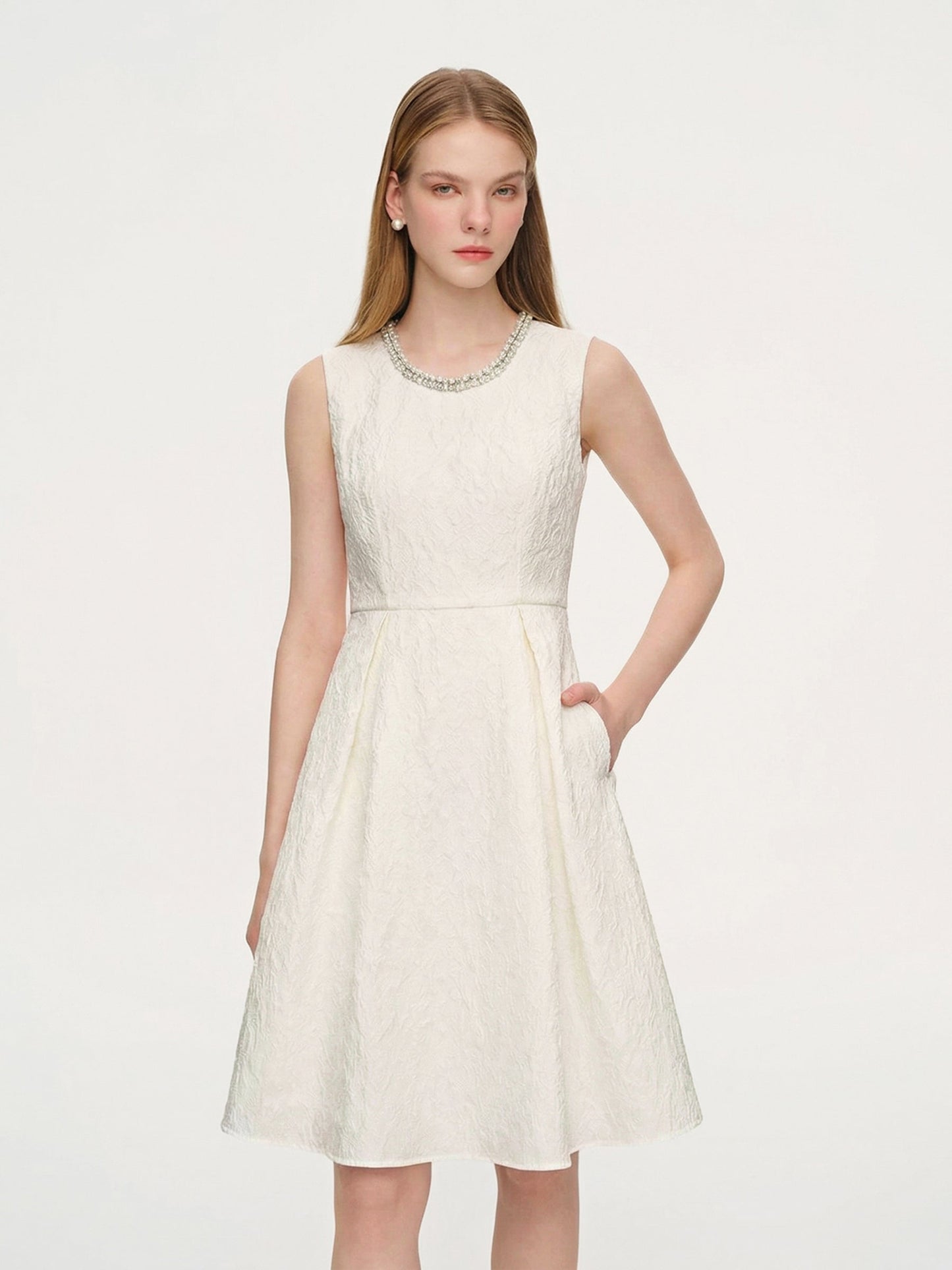 [Preview] Jacquard Beaded Neckline Women Sleeveless Midi Dress