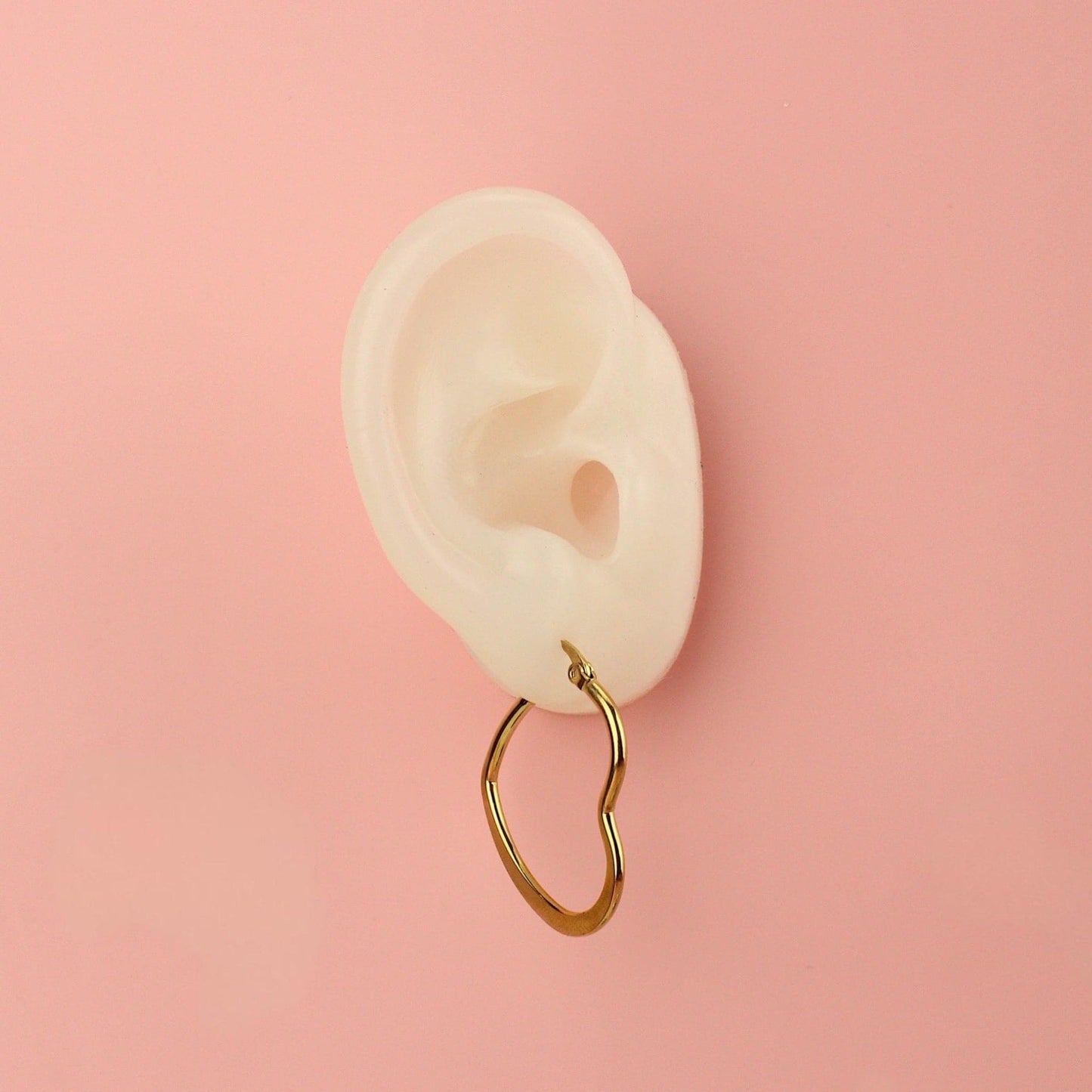 30mm Heart Hoop Earrings (Gold Plated)