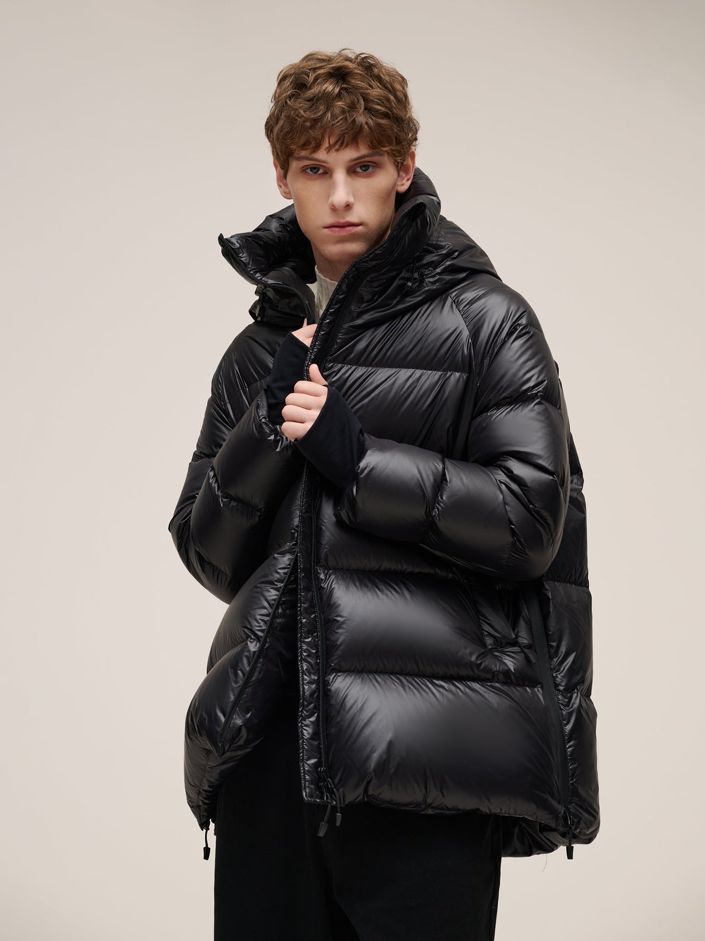 Waterproof And Windproof Unisex Hooded Goose Down Jacket