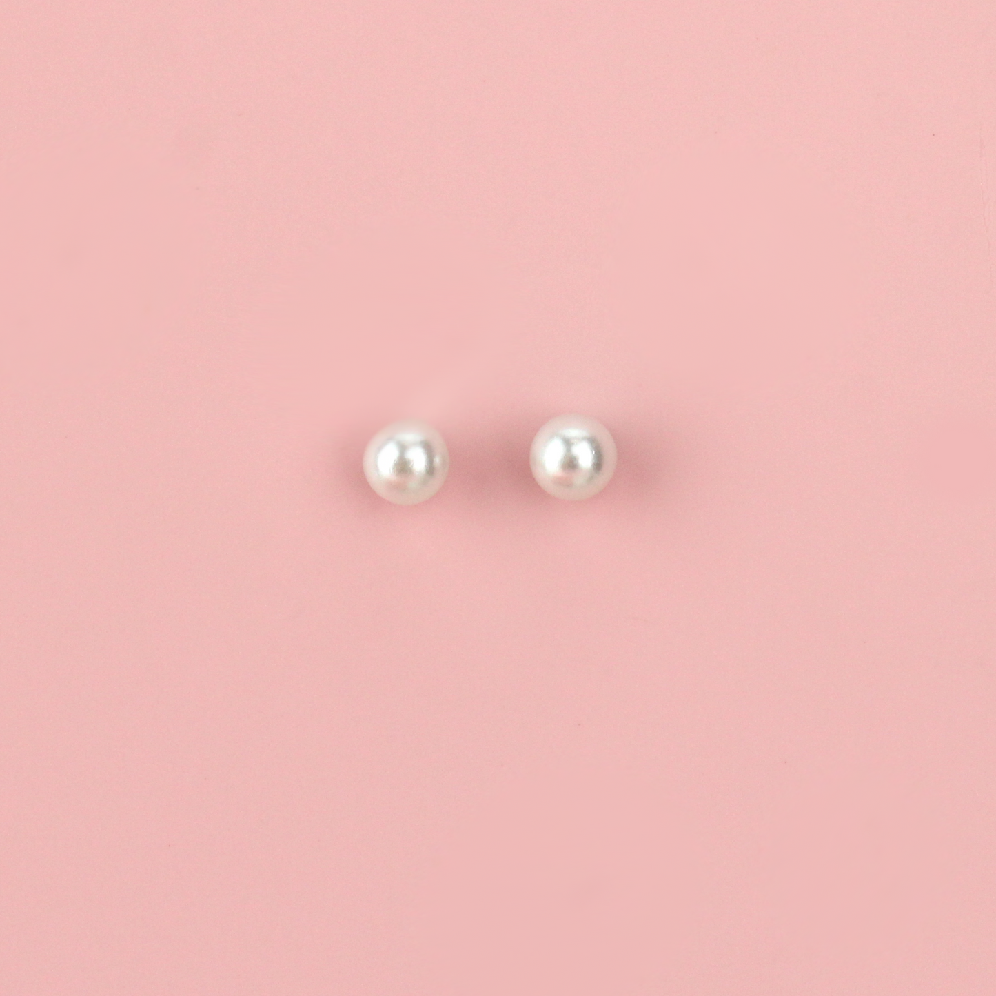 4mm Pearl Stud Earrings