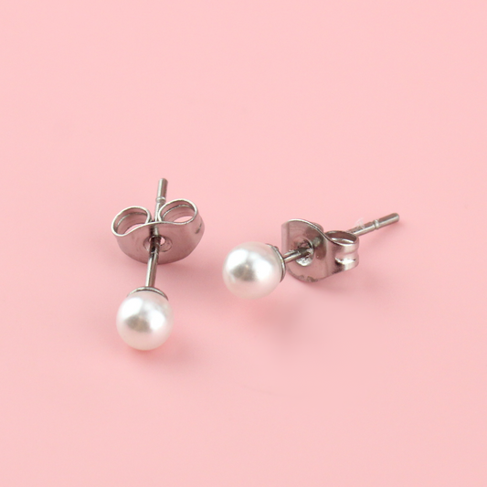 4mm Pearl Stud Earrings