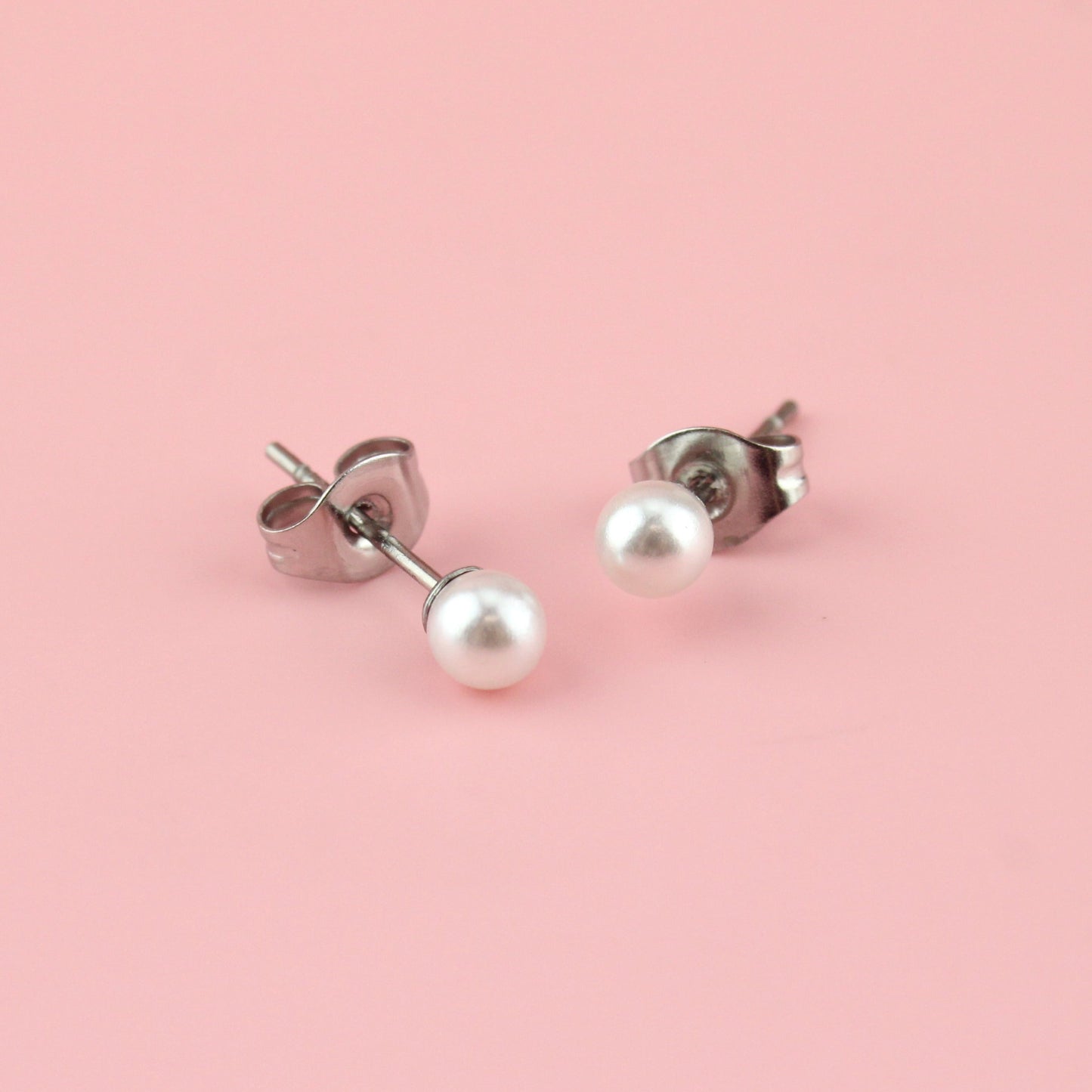4mm Pearl Stud Earrings