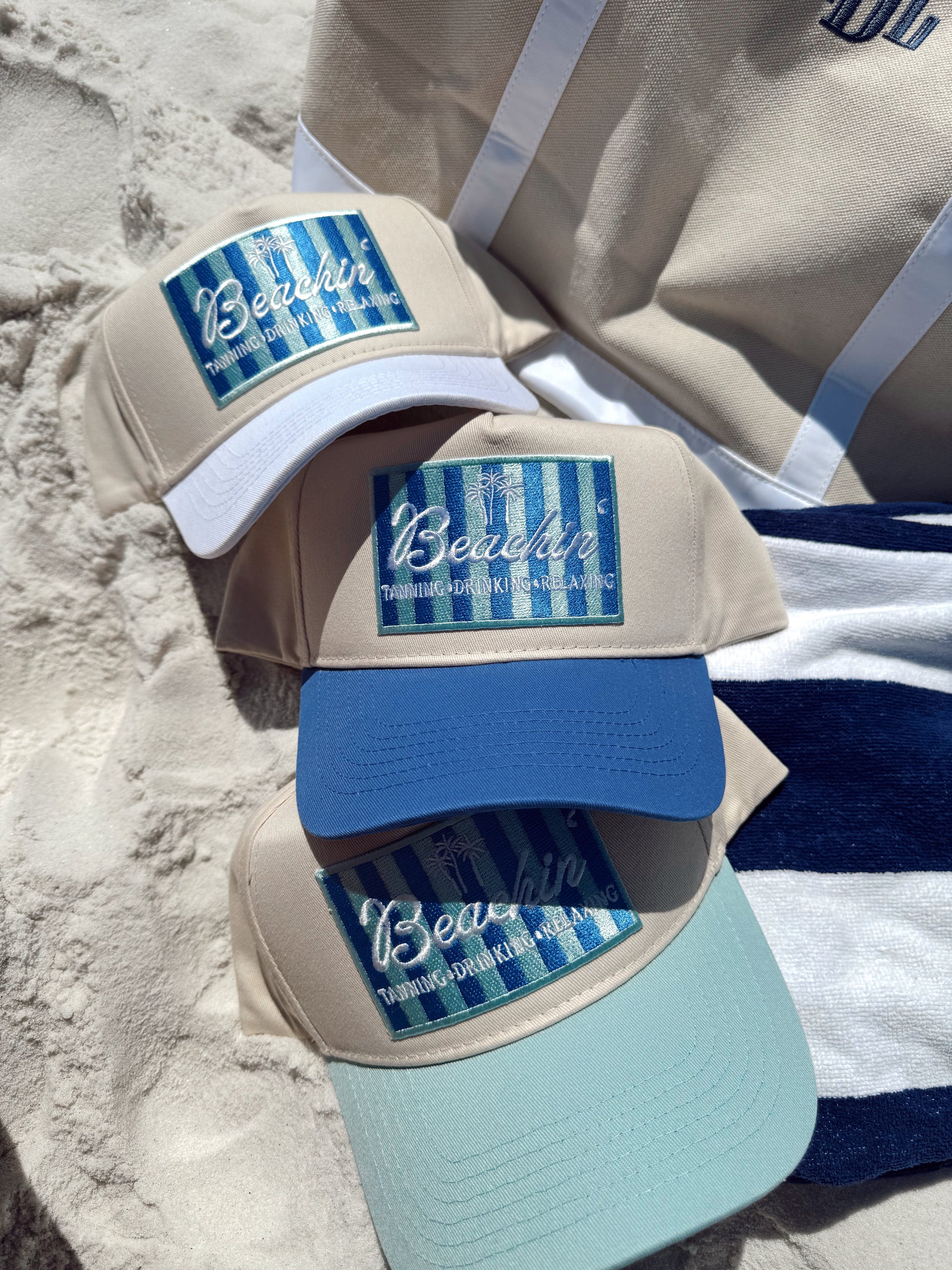 Beachin' - Vintage Trucker Hat