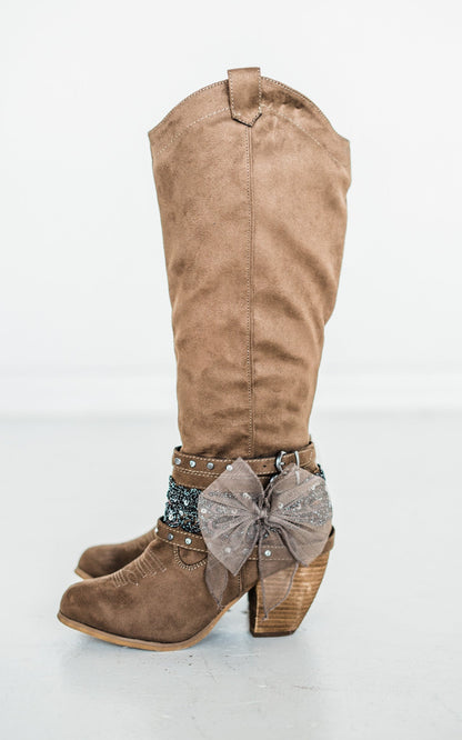 Lush Boot in Taupe