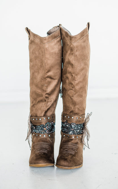 Lush Boot in Taupe